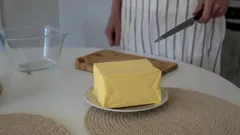 Vilket smör ska du undvika? Så skiljer du riktigt smör från margarin